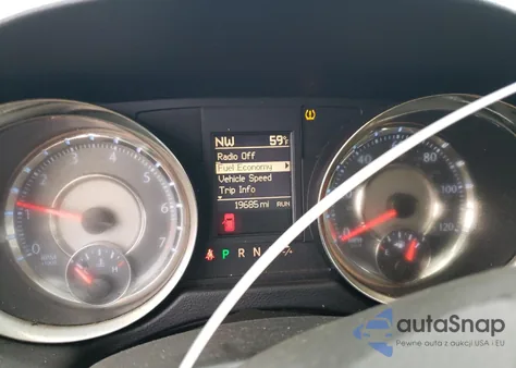 2015 Chrysler Town & Country Touring L из США, поврежденный, VIN 2C4RC1CG3FR521094